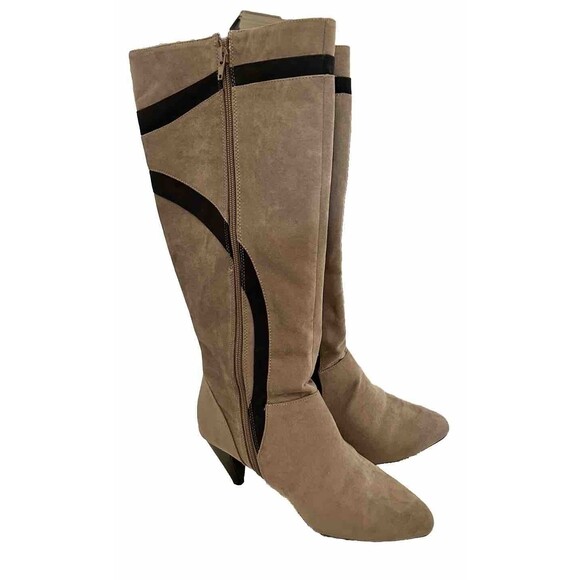 Comfortview Womens Size 9W Faux Suede Brown Zip Boots Knee mid  Heel w/design - Picture 1 of 9